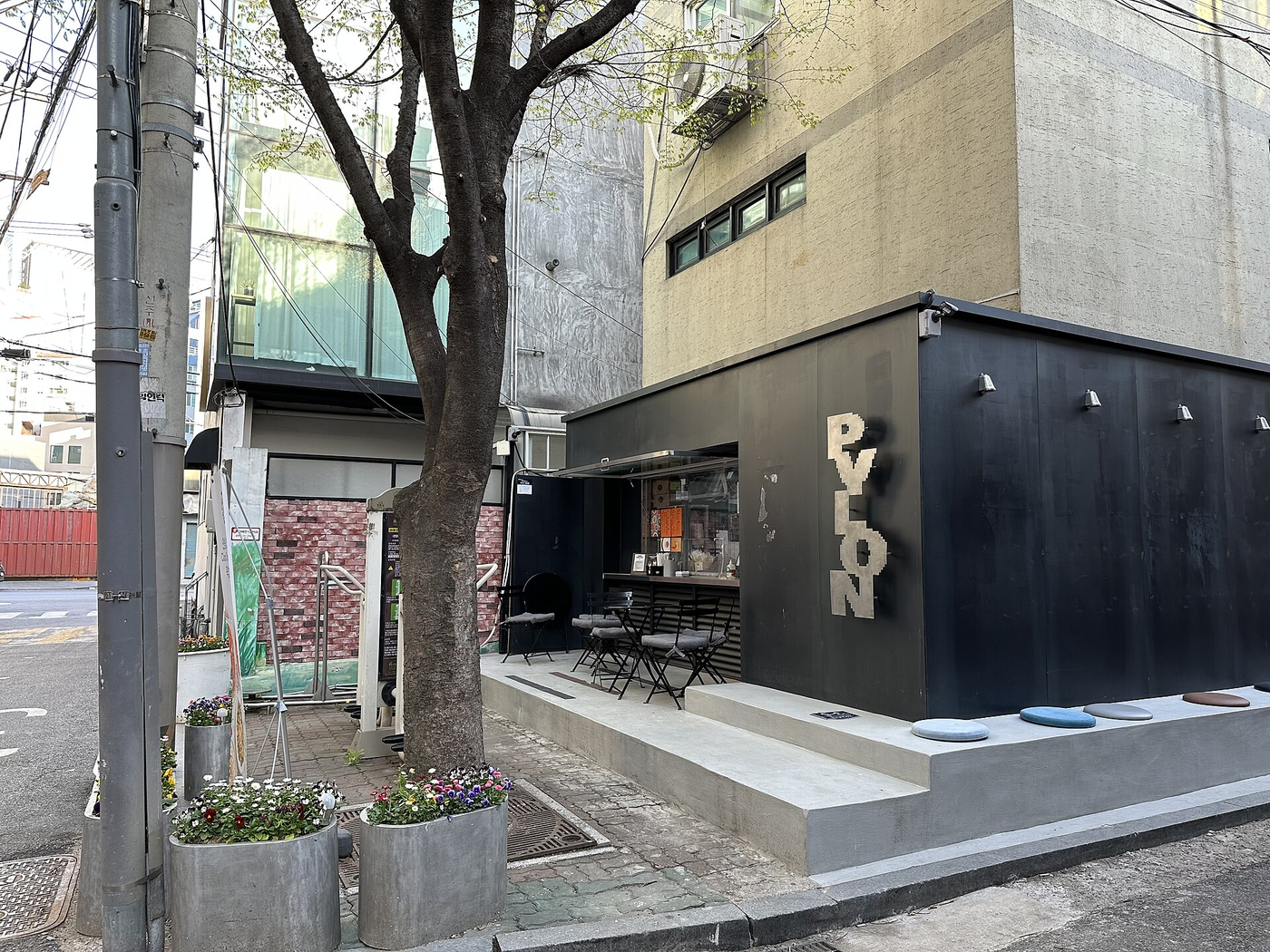 Seongsu café exterior